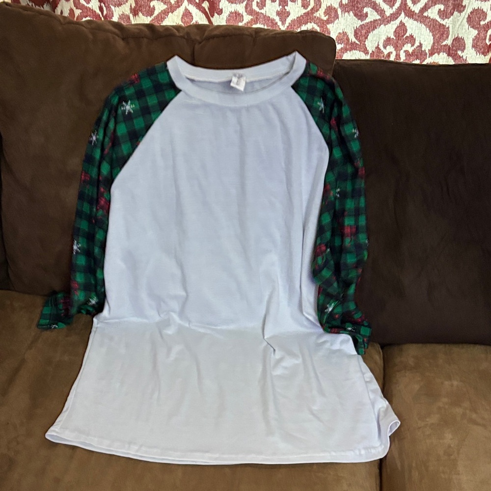 Plaid Sleeve Long Sleeve Tee - Green and White